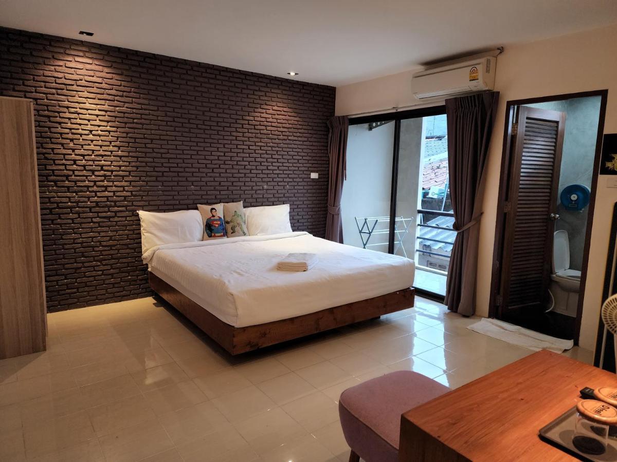 Hostel Dfeel House Patong Exteriér fotografie