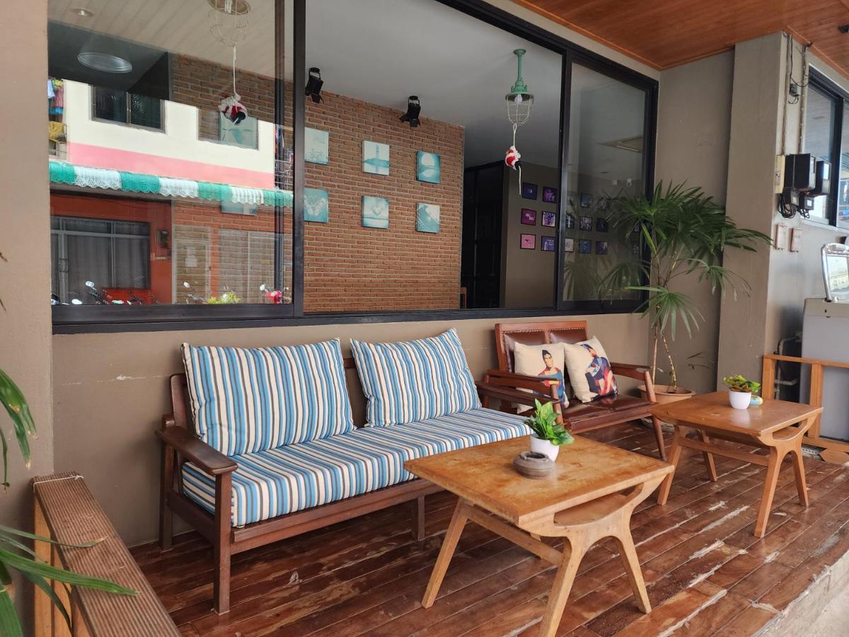 Hostel Dfeel House Patong Exteriér fotografie