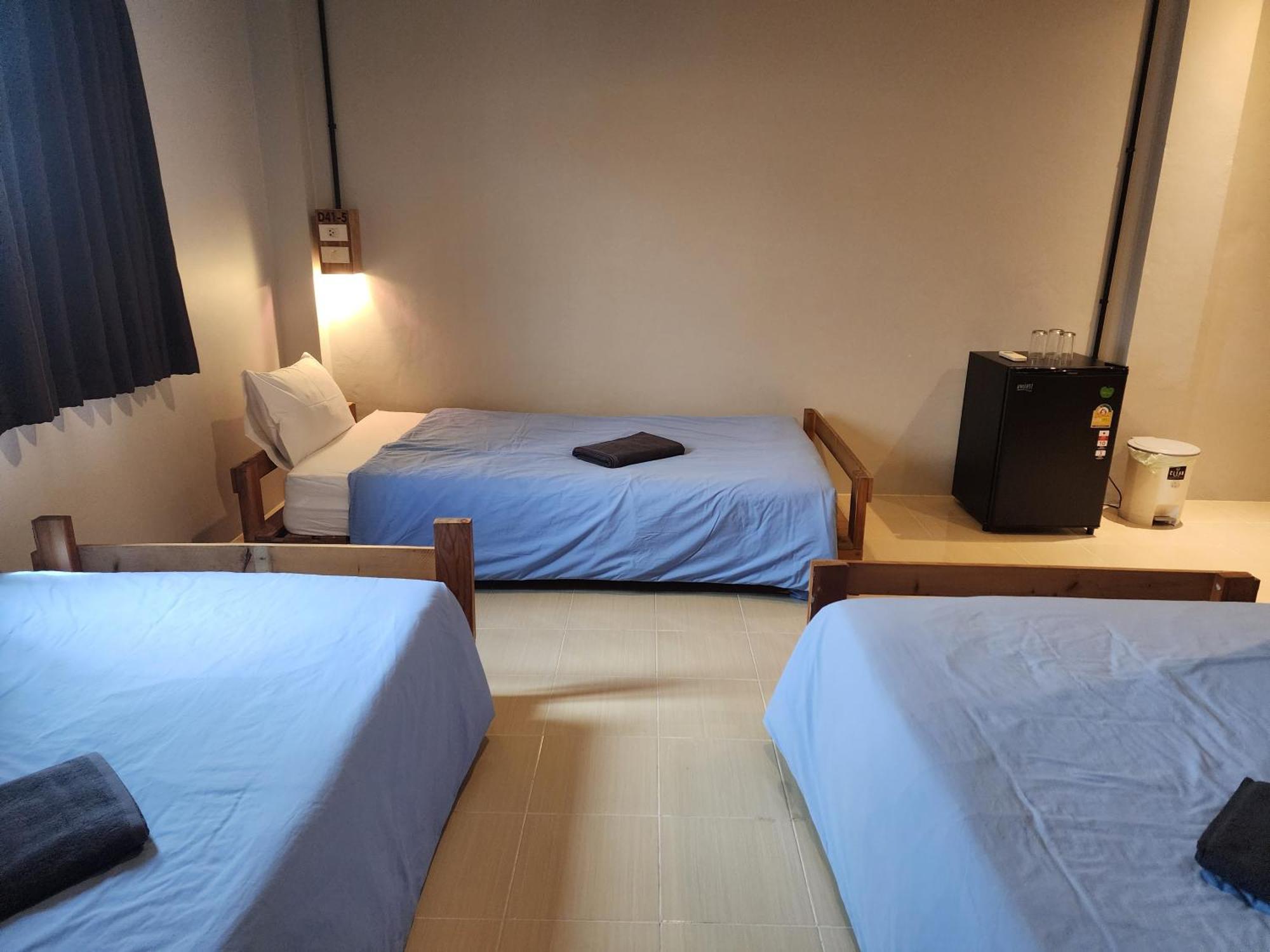 Hostel Dfeel House Patong Pokoj fotografie