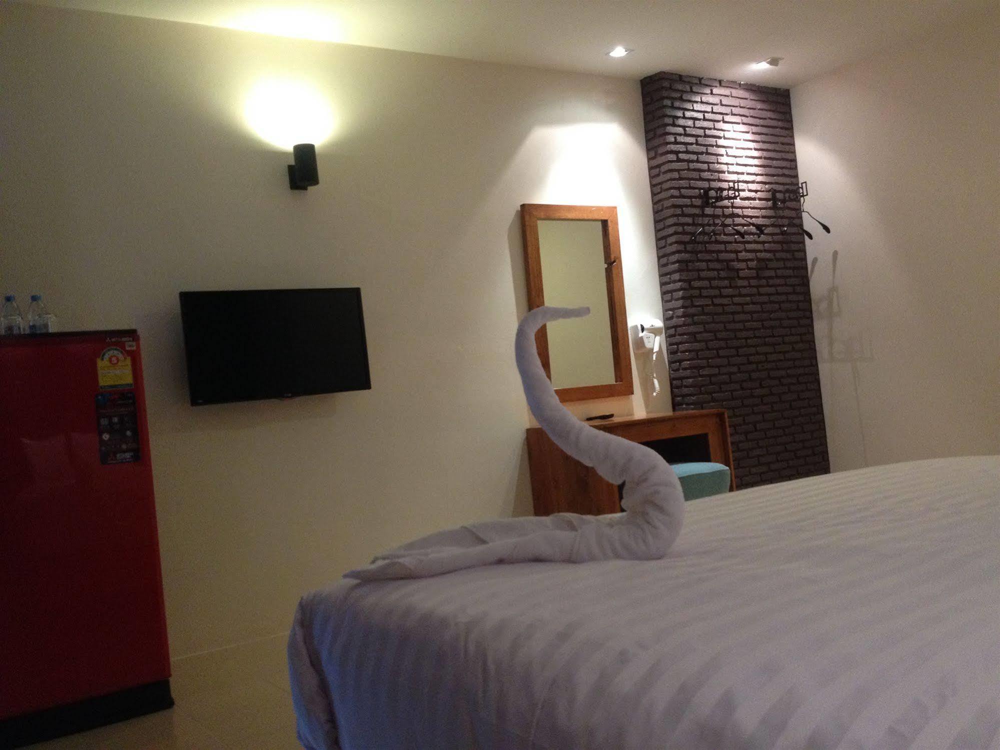 Hostel Dfeel House Patong Exteriér fotografie